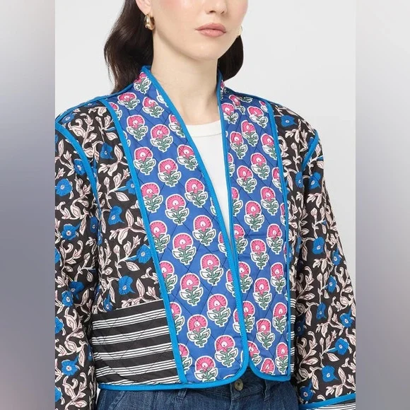 Reversible Quilted Cropped Dainty Floral Jacket - Picture 13 of 15